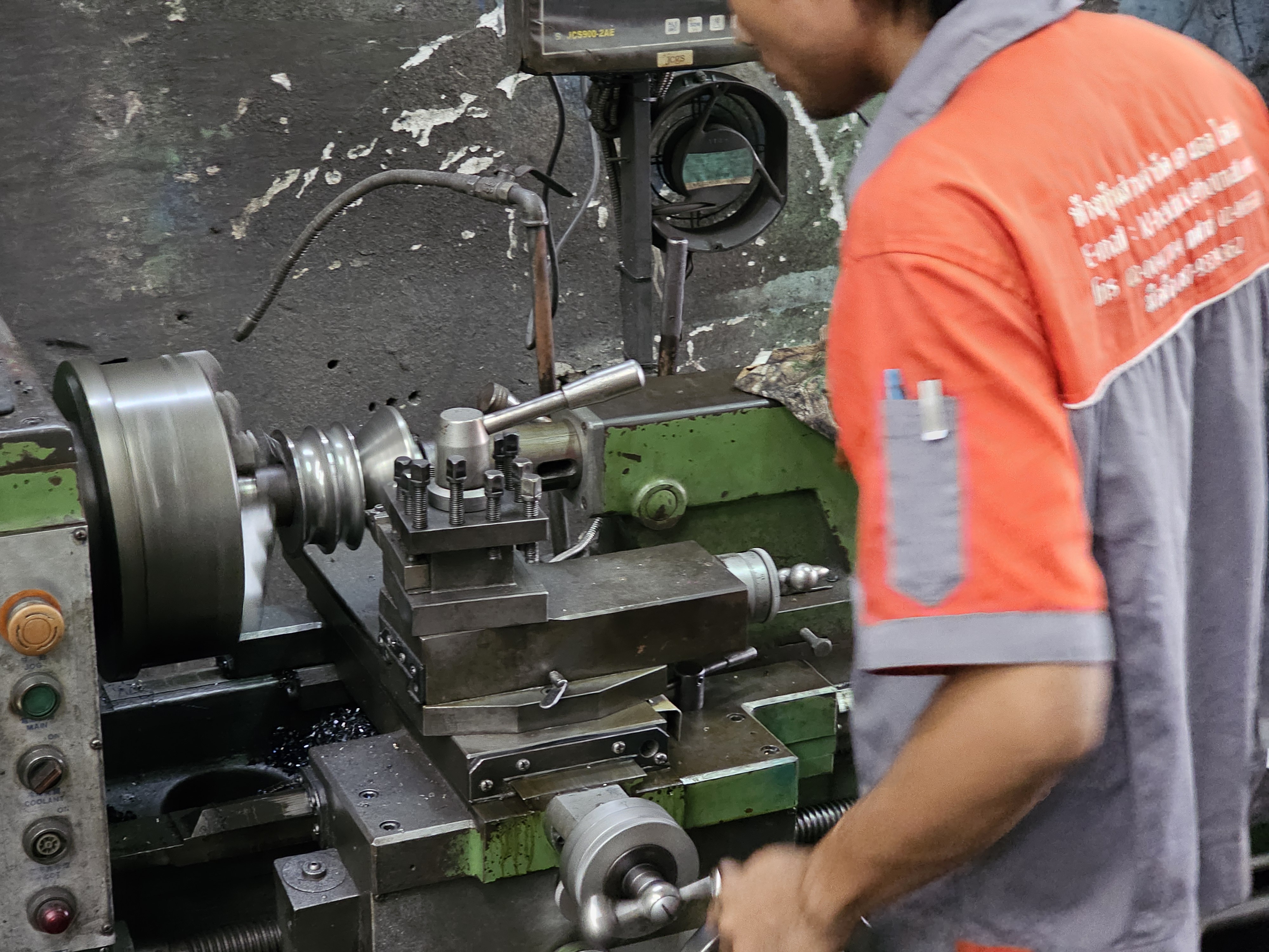 จำหน่ายอุปกรณ์ไฮดรอลิค รับซ่อมไฮดรอลิคทุกชนิด-เค แอล ไฮดริค