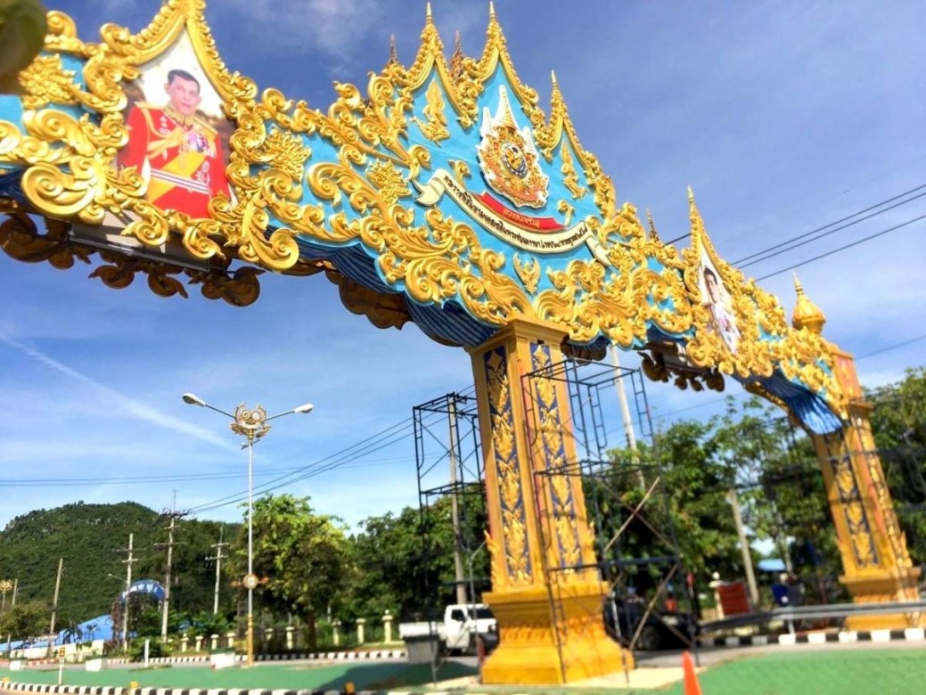 ซุ้มเฉลิมพระเกียรติ ซุ้มเฉลิมพระเกียรติ