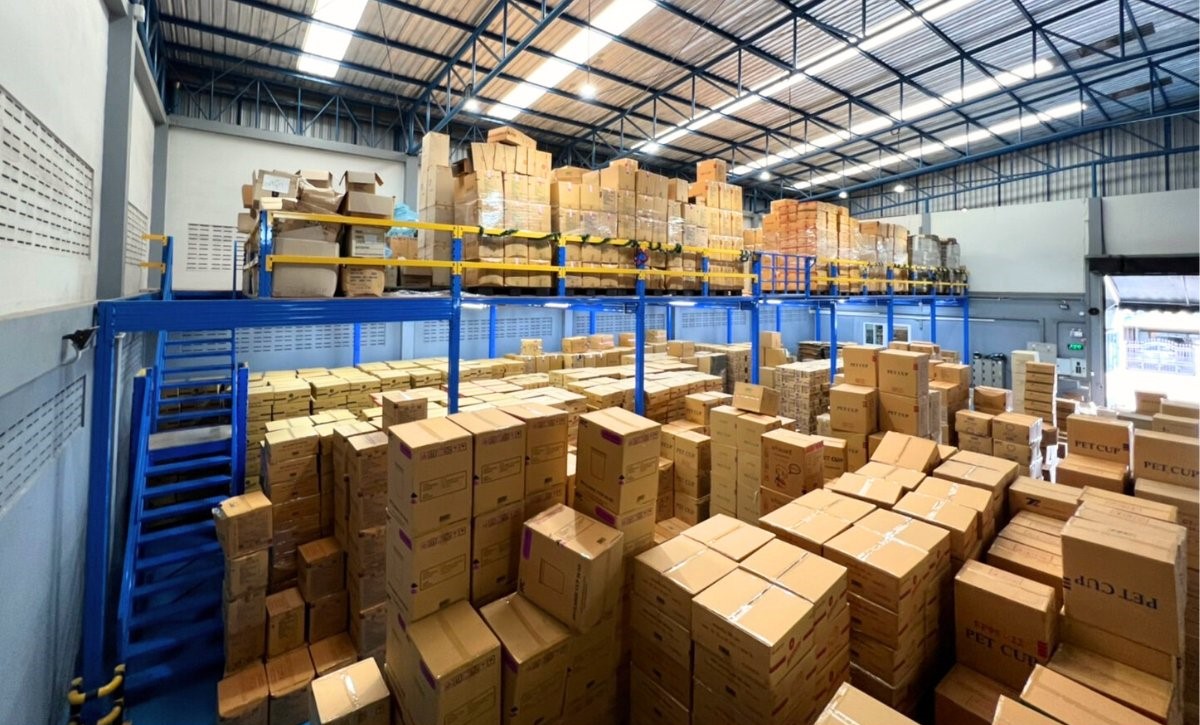 รับผลิตและจำหน่ายชั้นวางสินค้าอุตสาหกรรม