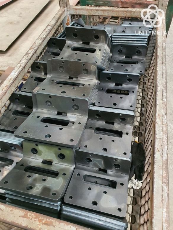 โรงงานรับตัดพับสเตนเลส สมุทรสาคร