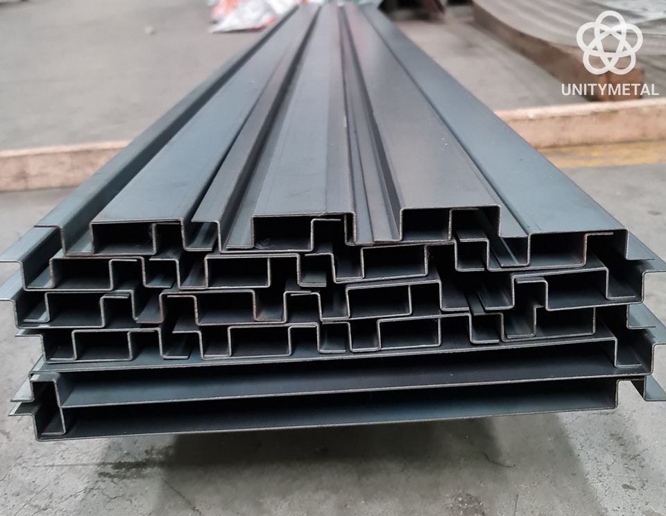 โรงงานรับตัดพับเหล็ก พันท้าย