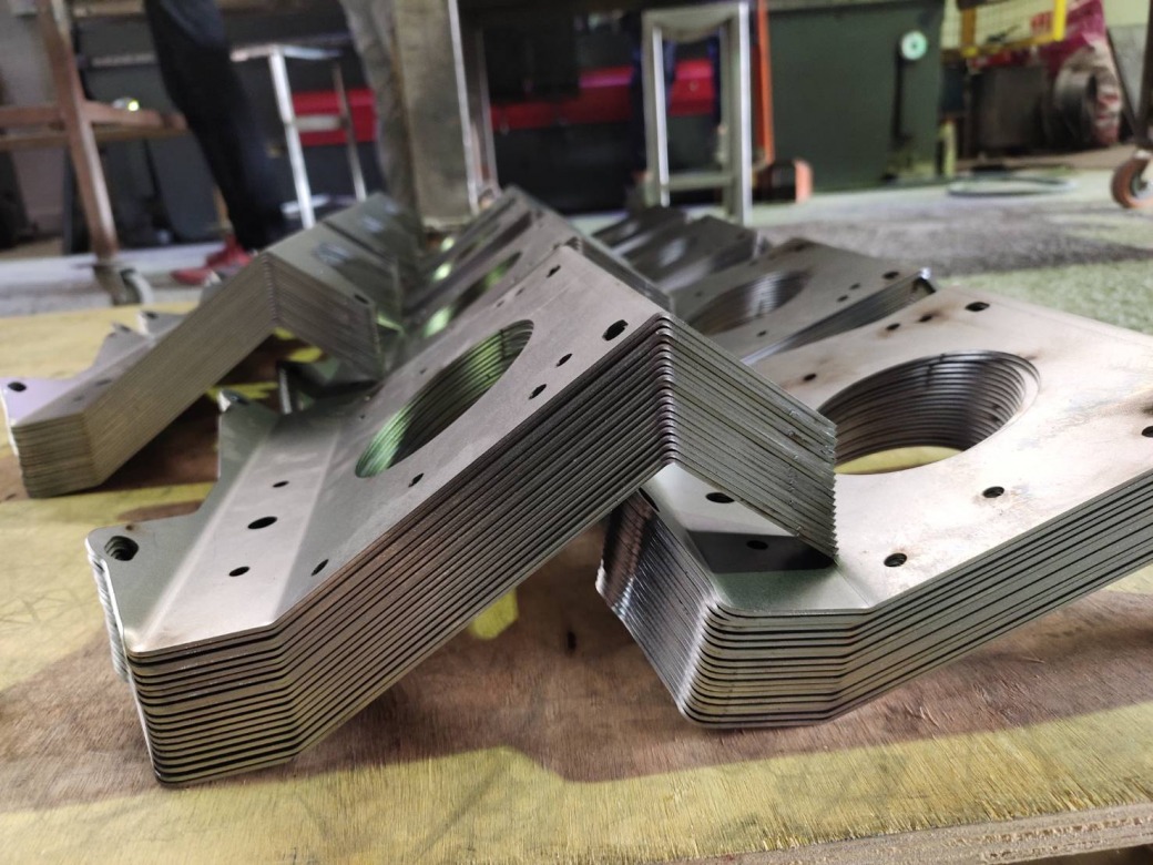 โรงงานรับดัดพับเหล็ก บางพลี โรงงานรับดัดพับเหล็ก บางพลี