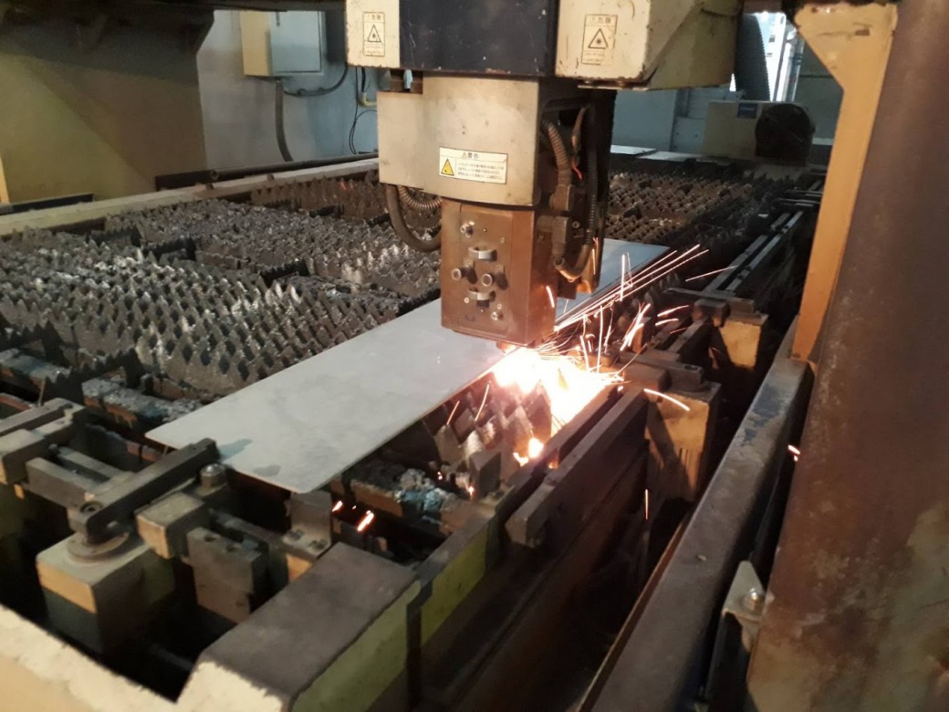 โรงงานเลเซอร์แผ่นโลหะ โรงงานเลเซอร์แผ่นโลหะ