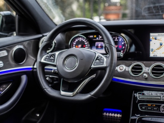 พลาสติกอุตสาหกรรมยานยนต์