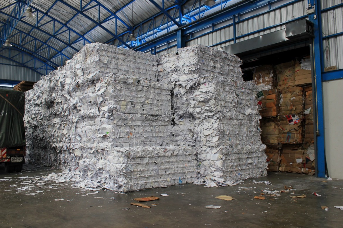 รับซื้อเศษกระดาษพิมพ์เขียนขาวดำ รับซื้อกระดาษชนิดที่ทำหนังสือ กระดาษของหน่วยงานราชการที่ไม่ใช้แล้ว