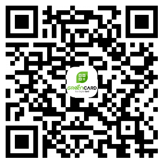 คุณสุธิศา นิลสุกปลั่ง (วา)