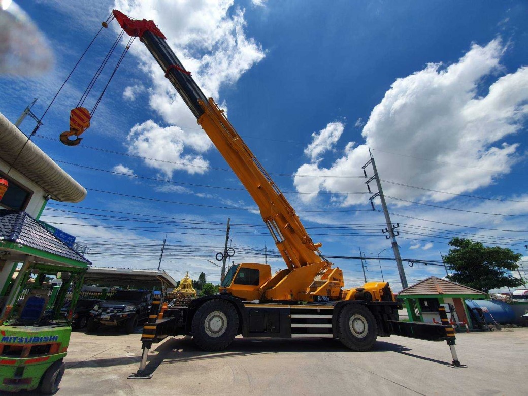 เช่ารถเครนศรีราชา ชลบุรี