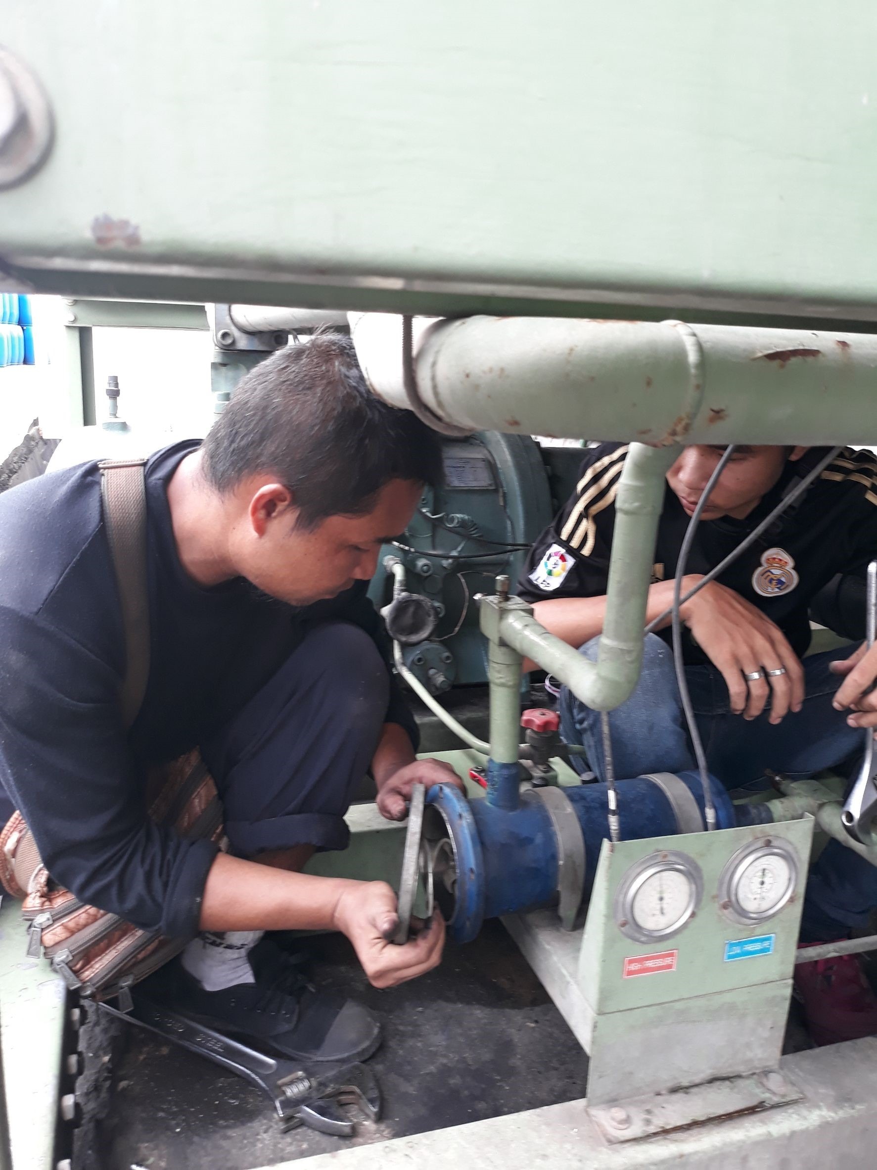 ติดตั้งซ่อมเครื่องทำความเย็น ติดตั้งซ่อมเครื่องทำความเย็น