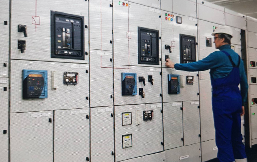 งานติดตั้งเครื่องทำความเย็นให้กับตู้คอนโทรลไฟฟ้าของโรงงาน งานติดตั้งเครื่องทำความเย็นให้กับตู้คอนโทรลไฟฟ้าของโรงงาน