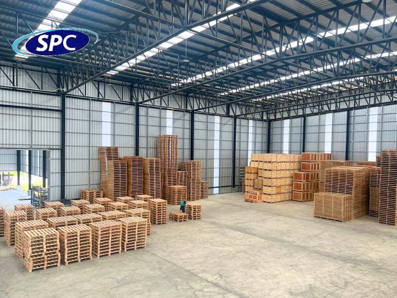 โรงงานผลิตจำหน่ายพาเลทไม้ พานทอง