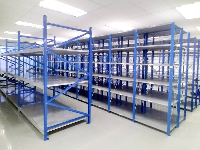 โรงงานผลิตชั้นวางสินค้า Medium Rack