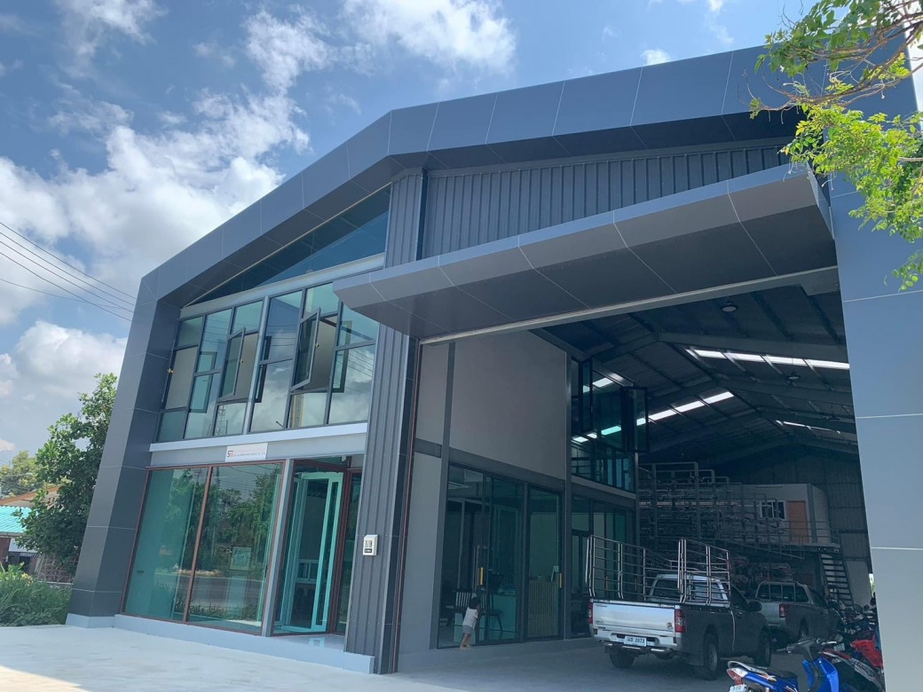 รับติดตั้งกระจกอะลูมิเนียม ระยอง