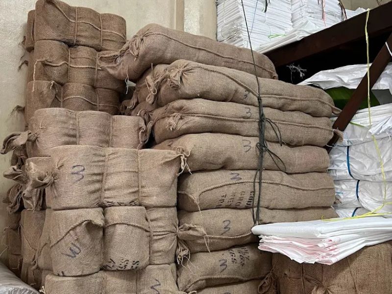 ขายผ้ากระสอบป่าน