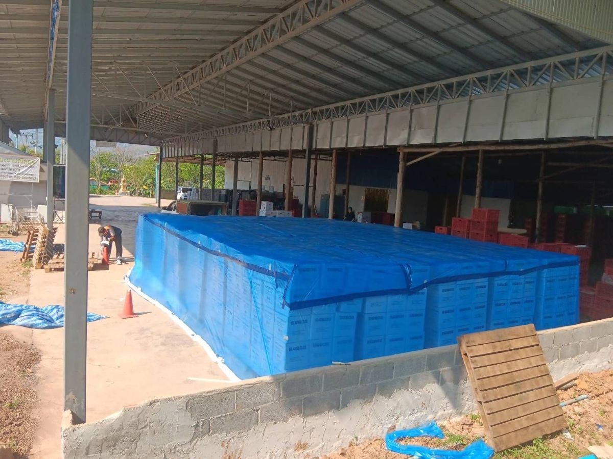 รับรมยาสินค้าเพื่อรอส่งออก