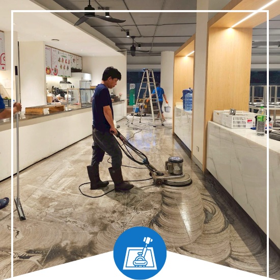 ลงแว็กซ์เคลือบเงาพื้น