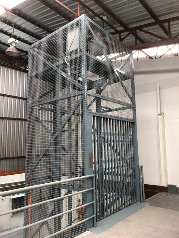 ติดตั้งลิฟท์โรงงาน