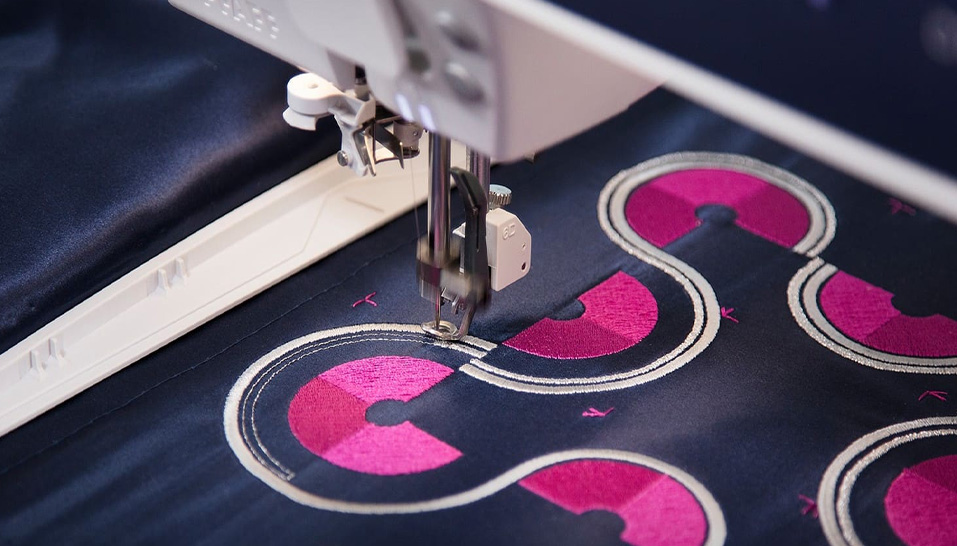 เครื่องจักรงานปักผ้า โรงงานปักผ้า แกมม่า