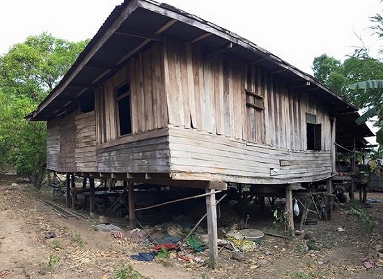 รับซื้อบ้านไม้เก่า ให้ราคาดี