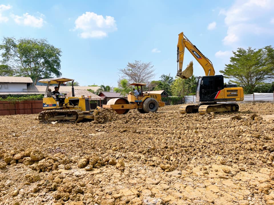 ให้เช่า รถแทรกเตอร์ นนทบุรี ให้เช่า รถแทรกเตอร์ นนทบุรี