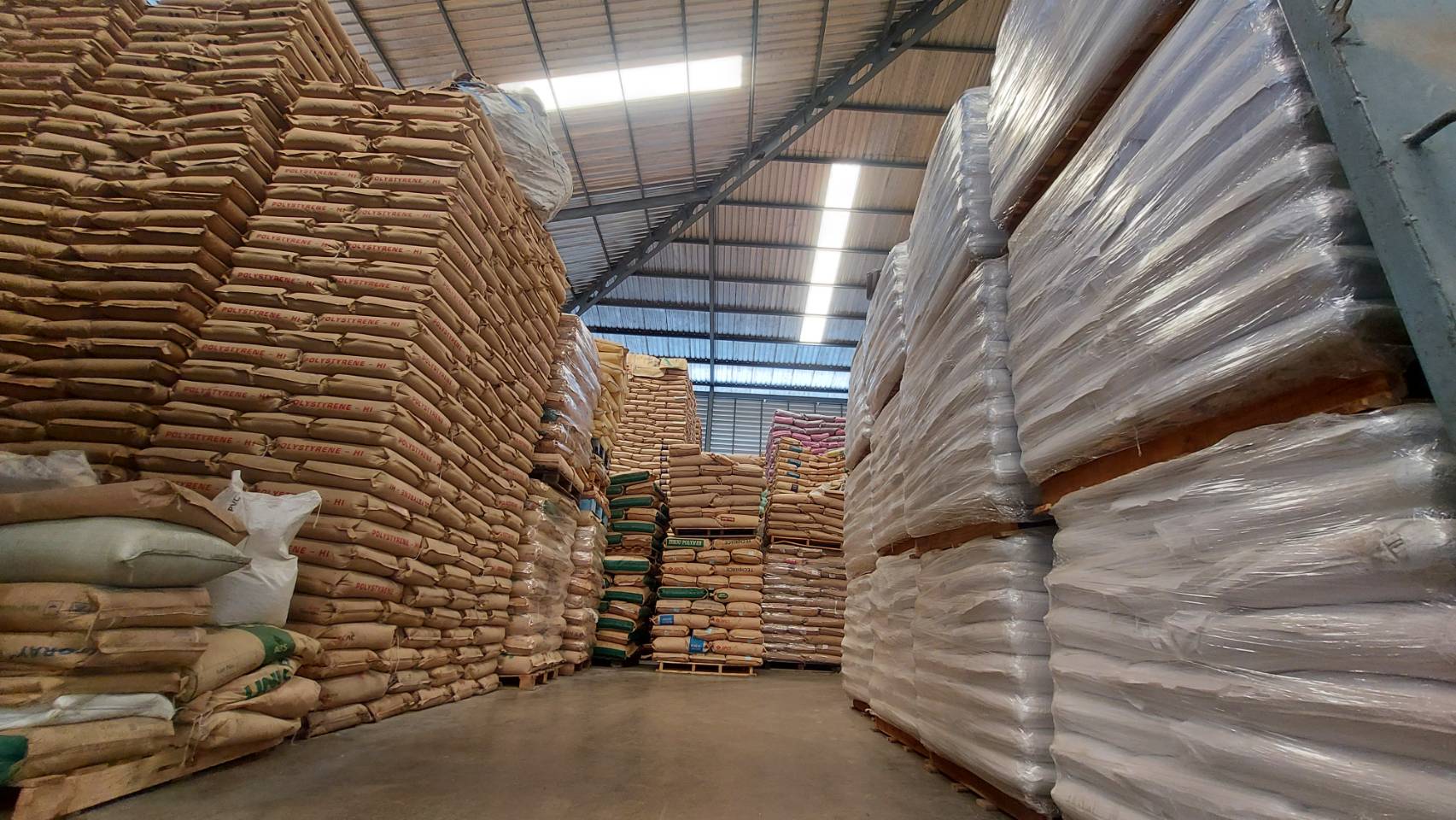 รับผลิตเม็ดพลาสติกคอมพาวด์