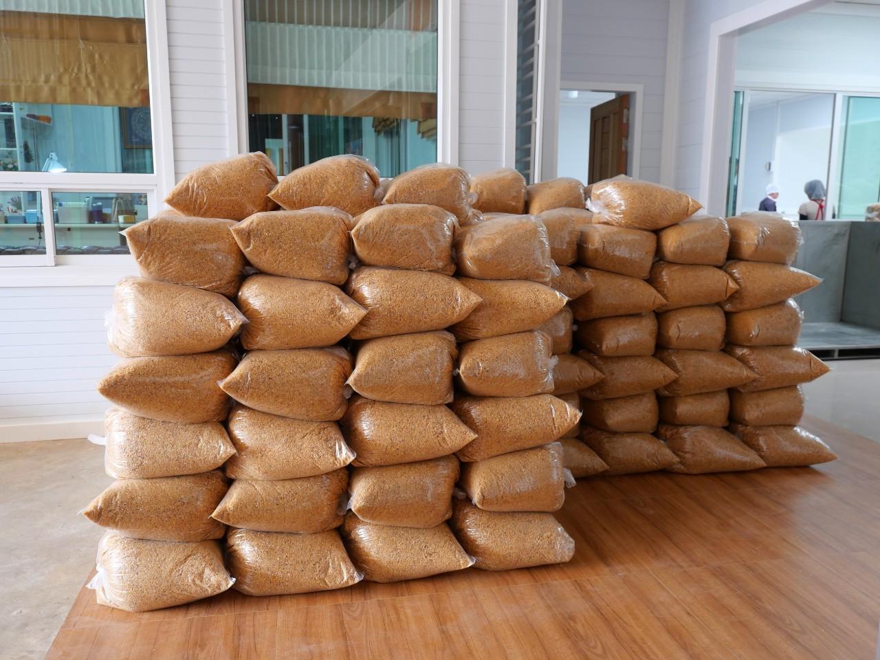 โรงงานผลิตและจัดจำหน่ายหอมเจียวสำเร็จรูป