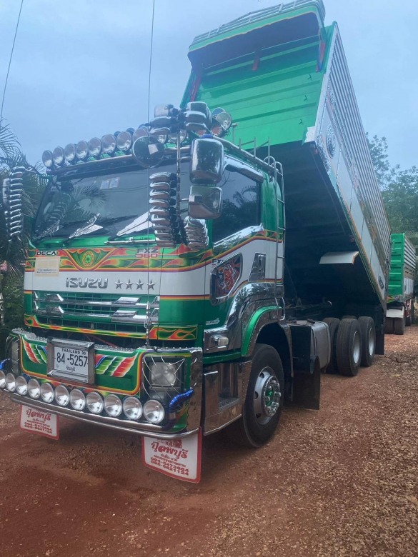 รถเฮี๊ยบให้เช่า