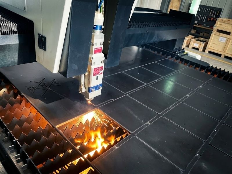 รับตัดเหล็กรูปพรรณตัดตามขนาด