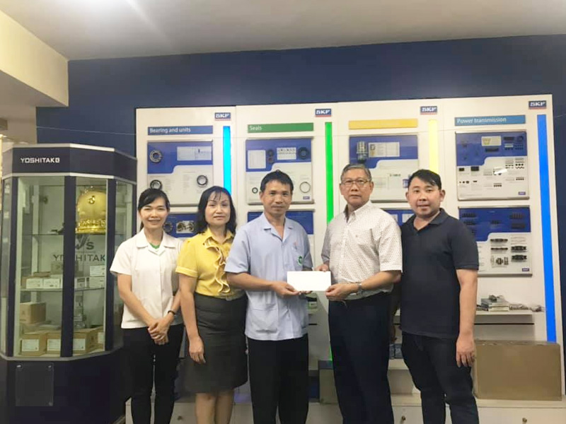 บจก เชียงใหม่ทูลส์ มอบเงินสนับสนุนให้โรงพยาบาลส่งเสริมสุขภาพ ตำบลยางเนิ้ง บจก เชียงใหม่ทูลส์ มอบเงินสนับสนุนให้โรงพยาบาลส่งเสริมสุขภาพ ตำบลยางเนิ้ง