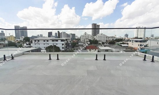 รับติดตั้งราวบันไดกระจกเทมเปอร์ รับติดตั้งราวบันไดกระจกเทมเปอร์