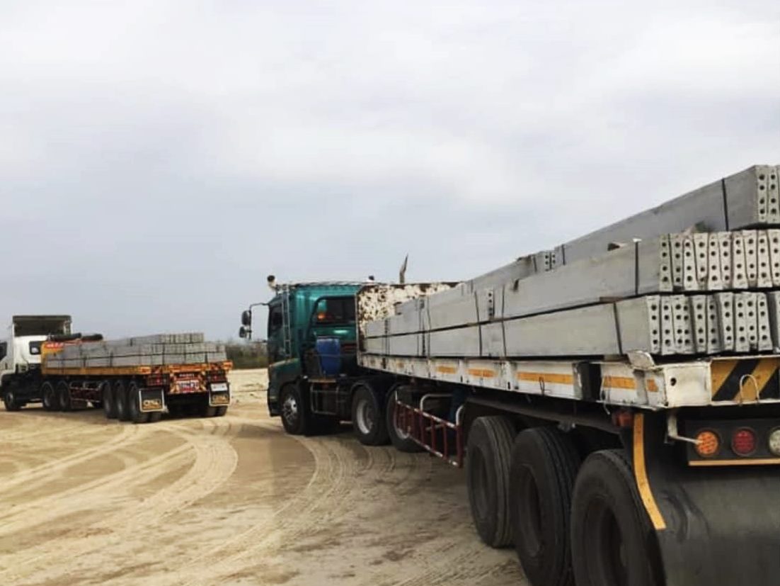 แผ่นรั้วคอนกรีตสำเร็จรูปส่งตรงจากโรงงาน